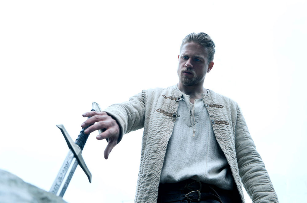 King Arthur: Legend Of The Sword Watch 2017 Trailer